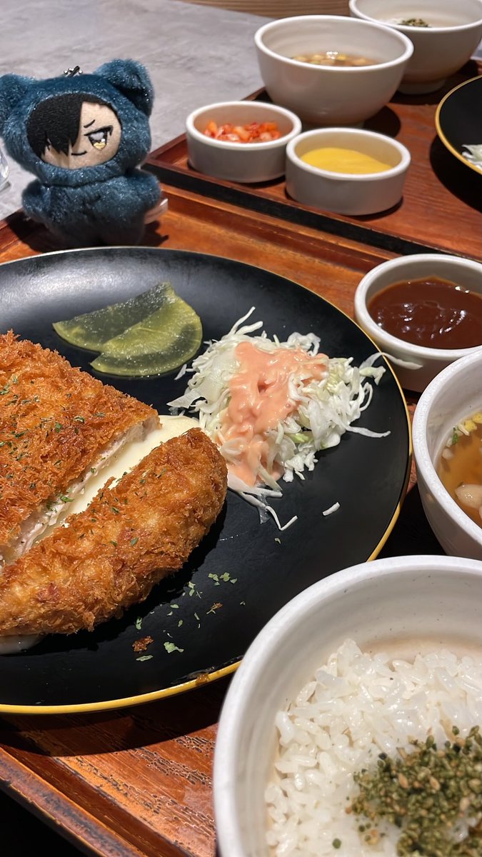 omozii7's tweet photo. 오늘 밥 https://t.co/Jeyh8CxcbN