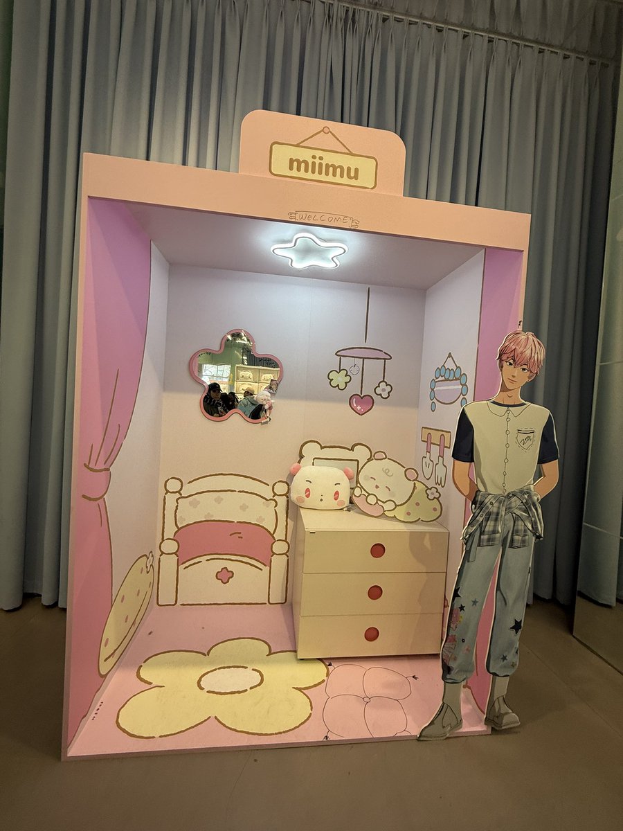 250318pl's tweet photo. もうこれ以上はないくらい本当に限界の1日やったけど십카페で色々交換できてめちゃめちゃハッピーです‼️ https://t.co/JsjHadzdh6