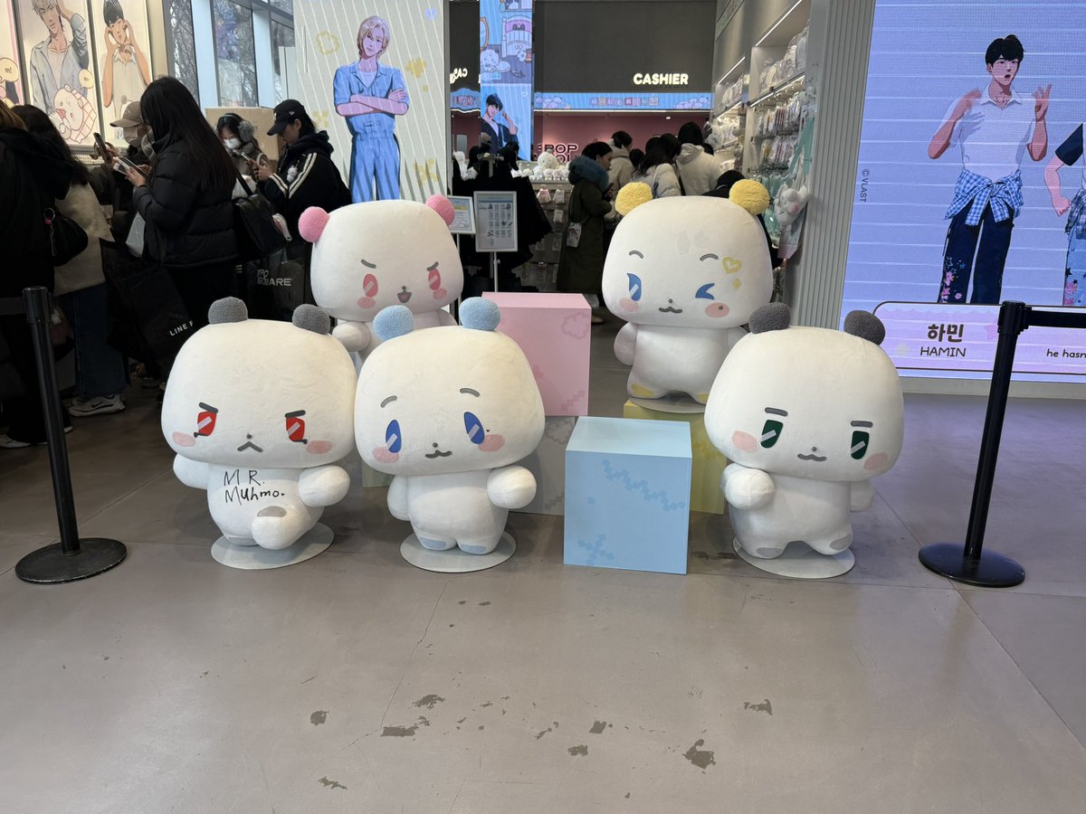 250318pl's tweet photo. もうこれ以上はないくらい本当に限界の1日やったけど십카페で色々交換できてめちゃめちゃハッピーです‼️ https://t.co/JsjHadzdh6