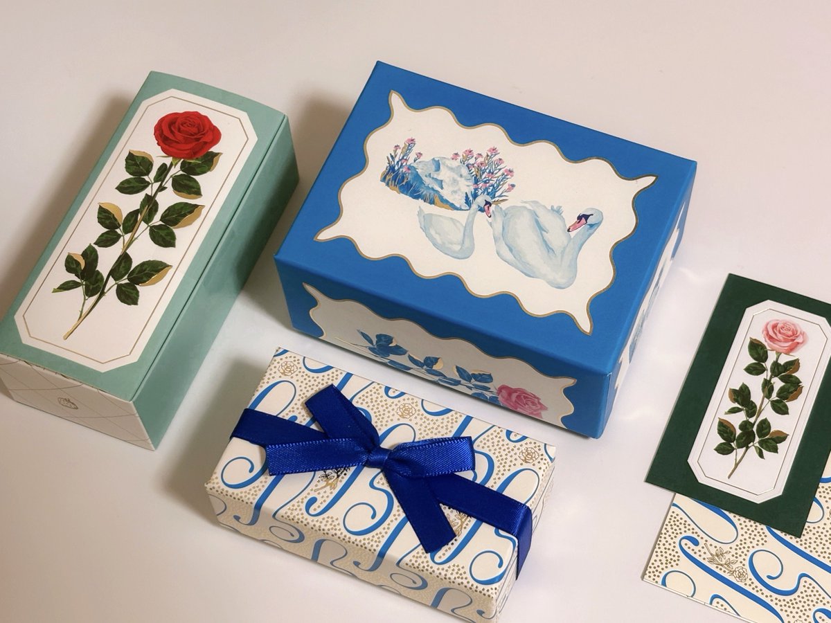 yolum_o6's tweet photo. 東京来たら絶対行くと決めてたルルメリー本店🌹
こんなにトキメキだらけなのにお値段までかわいいからバレンタイン用に沢山買っちゃった🕊️💌 https://t.co/iJcPhSC1Oo