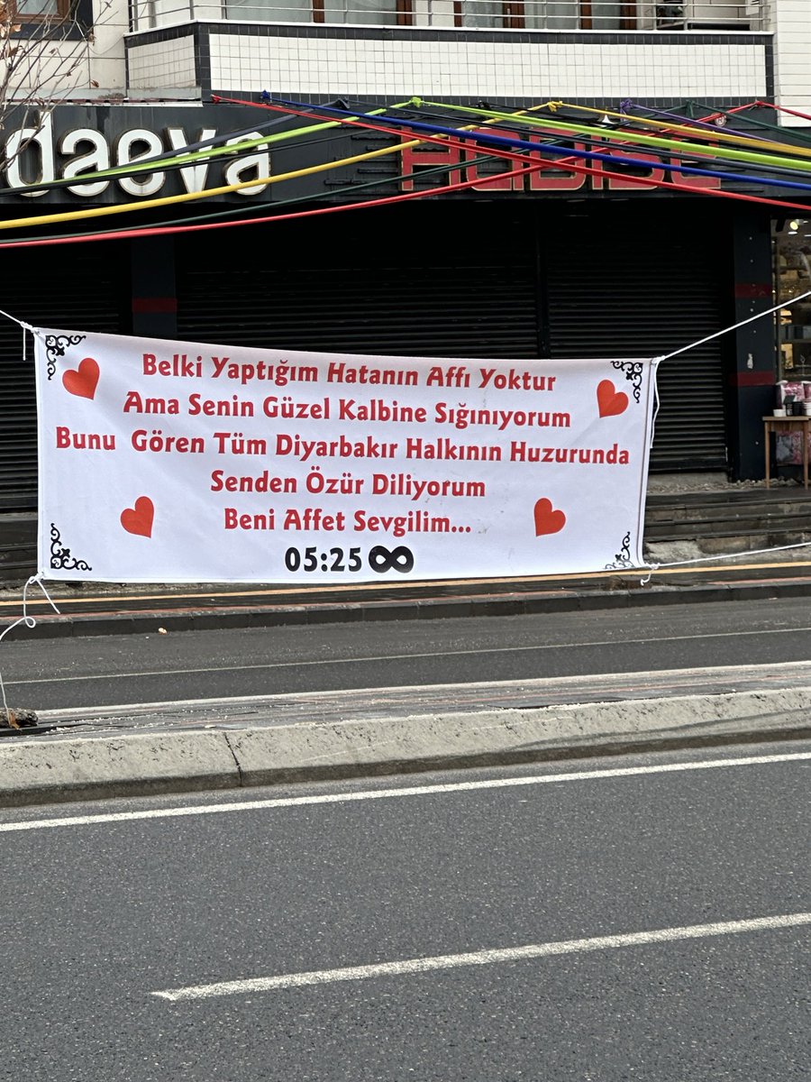 Kim bilir ne yaptı 😅