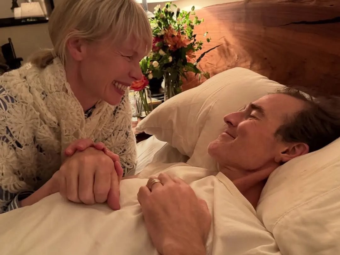 Oli London tweet media