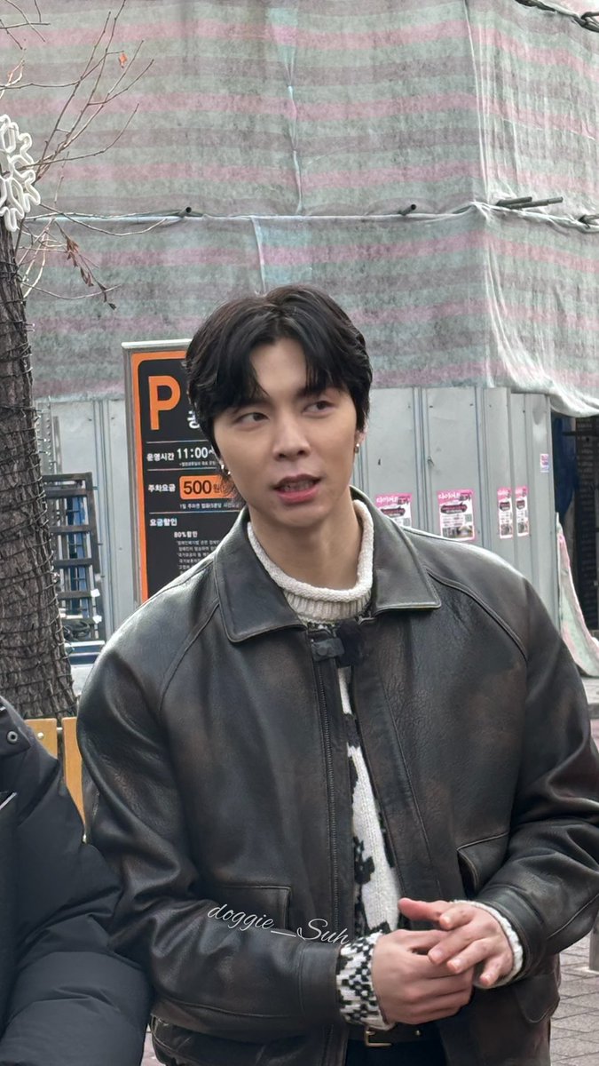 BerrySuh_doggie's tweet photo. 200212 쟌소리
#쟈니 #JOHNNYSAYS #JOHNNY #NCT127 https://t.co/w2rbQkUN4N
