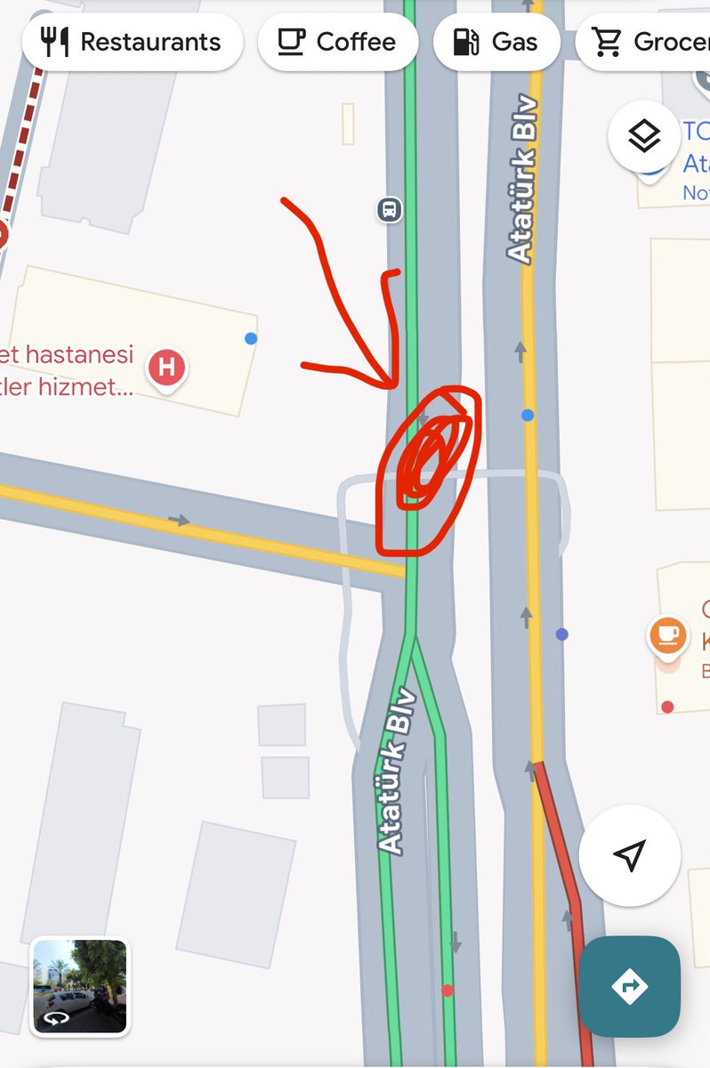 Atatürk Bulvarı Ayrancı istikametinde işaretli alanda,
Ayrancı - Eskişehir yolu yol ayrımında yaya üst geçidinin altında 10cm derinliğinde bir çukur trafiği tehlikeye atmaktadır. İvedilikle tamiri gerekmektedir. (İçişleri Bakanlığına doğru sağa dönecek yerde)
<a href="/ankarabbld/">Ankara Büyükşehir</a>