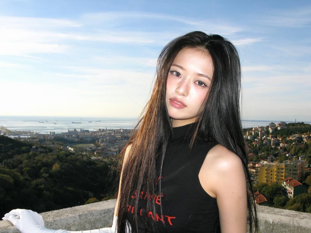 selfolssi ♤ tweet media