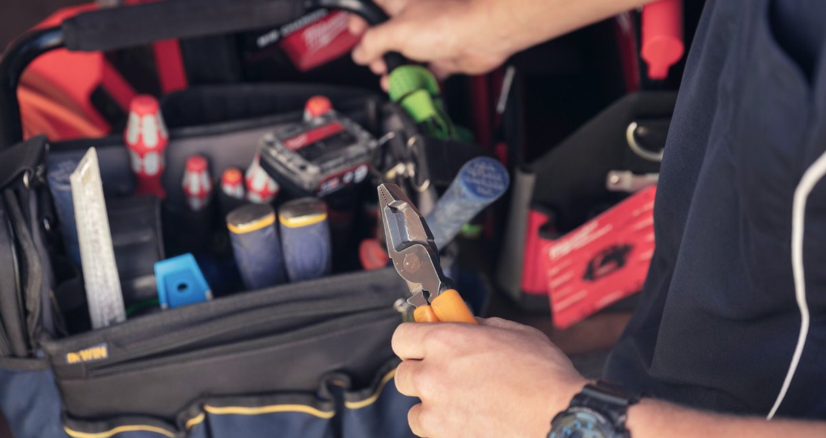 westline_perth's tweet image. Tools out, job done right ⚡️🔧

Whether it is a small repair or a full electrical upgrade, Westline Electrical Services is here to help with safe, compliant workmanship across Perth.

#WestlineElectricalServices #ElectricianPerth #PerthElectrician #ElectricianNearMe