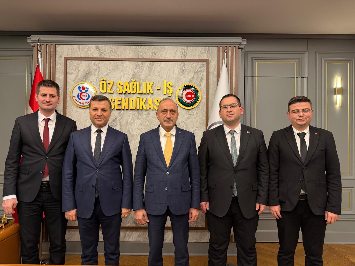 Karabük Aile ve Sosyal Hizmetler İl Müdürü Sayın Abdurrahman Bilgiç, Şube Müdürü Sayın Hakan Doğan, İl Müdür Yardımcısı Sayın Yasin Eren ve Kuruluş Müdür Yardımcısı Sayın Özgür Bostancı’nın sendikamıza gerçekleştirdikleri ziyarette; Karabük’te görev yapan sosyal hizmet