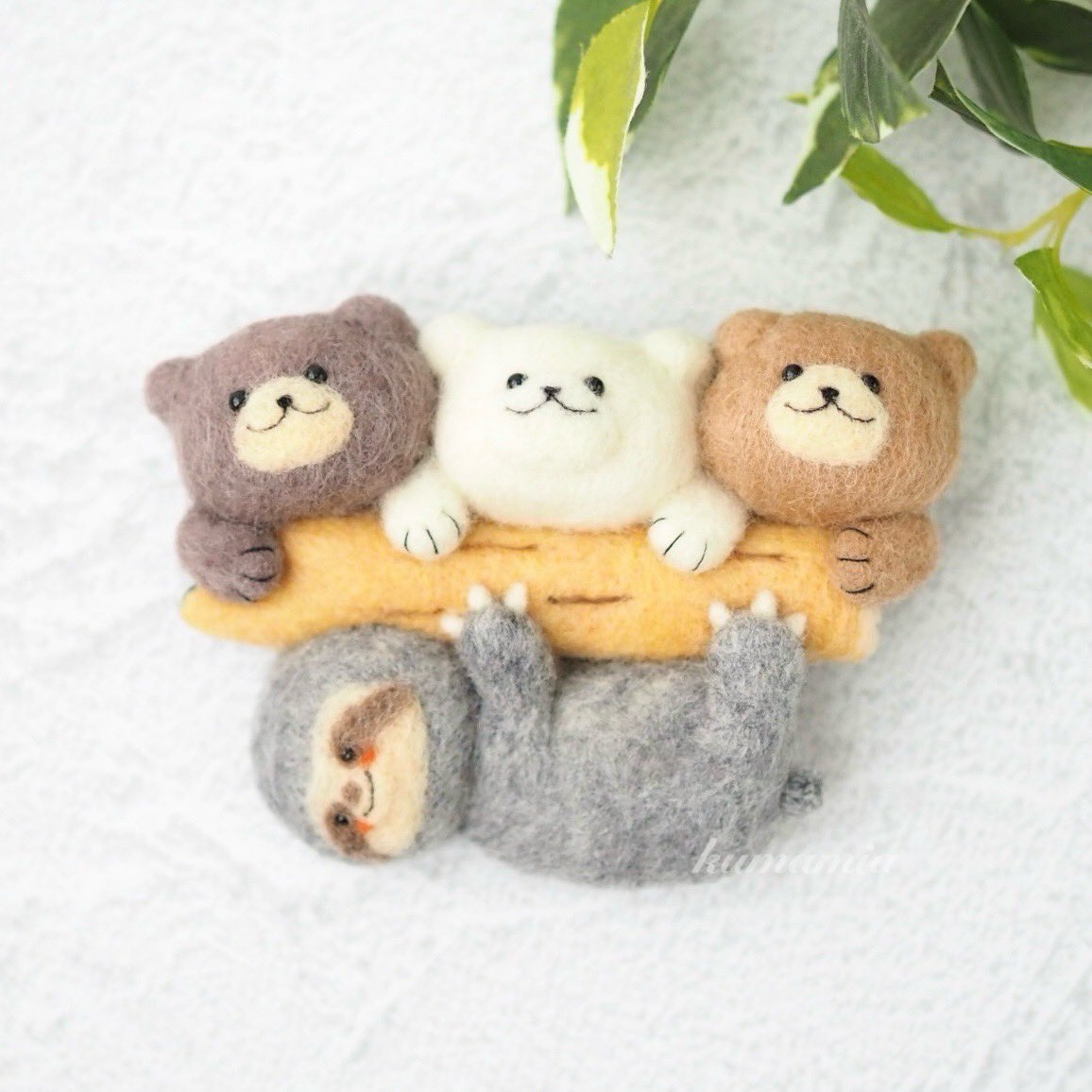 こちらの作品は、kumamiaの3周年記念も兼ねてつくりました