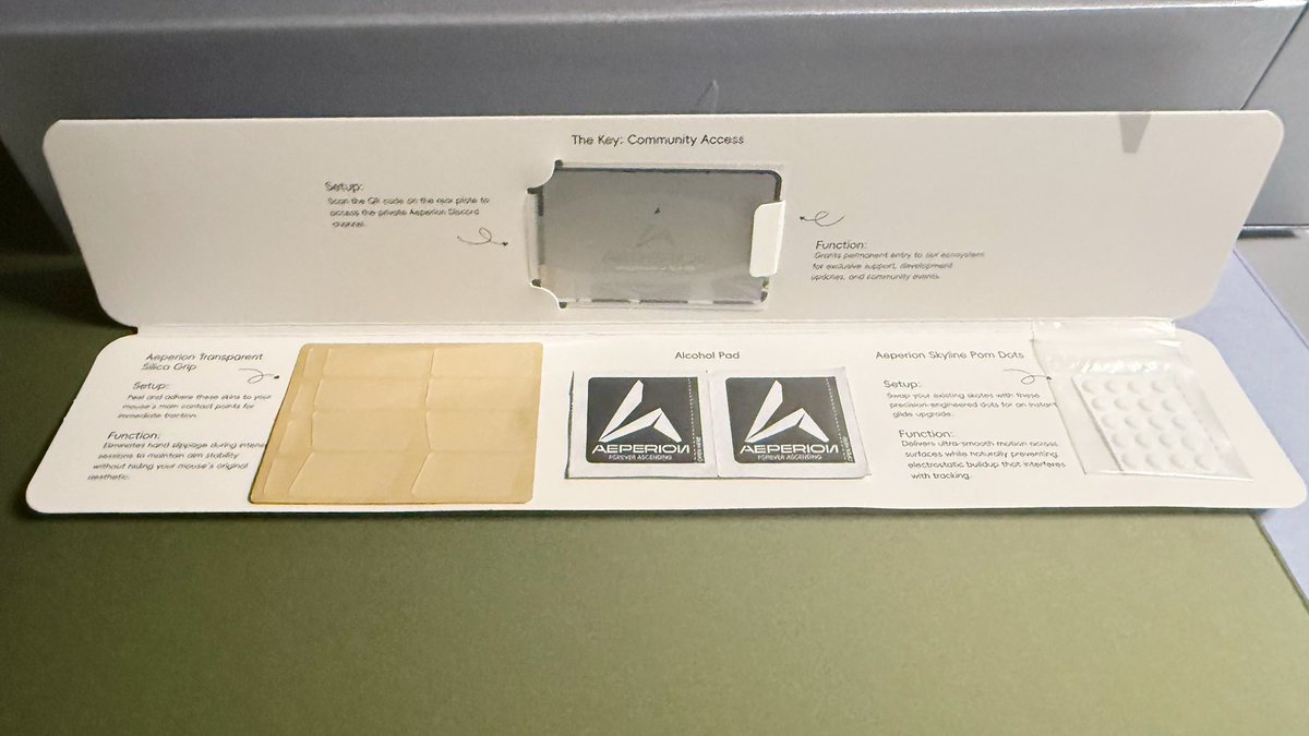 こだわりが伝わってくる
プレミアムな布マウスパッド

布マウスパッドとは思えない
開封体験から始まり
実際に使うともっと好きになる。

今後が色々と楽しみすぎますね☺️