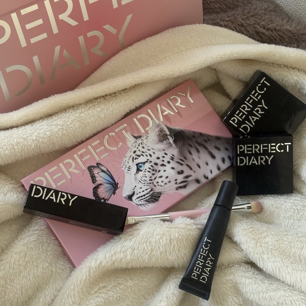 PERFECT DIARY 桜セットが可愛すぎる。 ✓ サクラバタフライ（12色