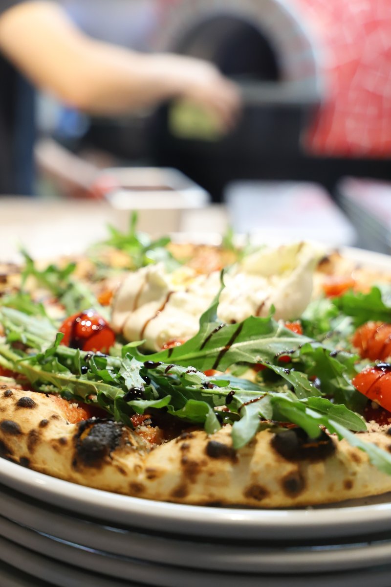 mayram_k's tweet photo. 【本日19時以降貸切のお知らせ】
本日2月12日、19時以降はNOSTRA PIZZA貸切となります。テイクアウトやUberは通常通りできます。（ちなみにUberでオープン記念として現在30％OFFキャンペーン中やってます。）
#NOSTRAPIZZA #三ノ輪 https://t.co/AVvPbsYDSp