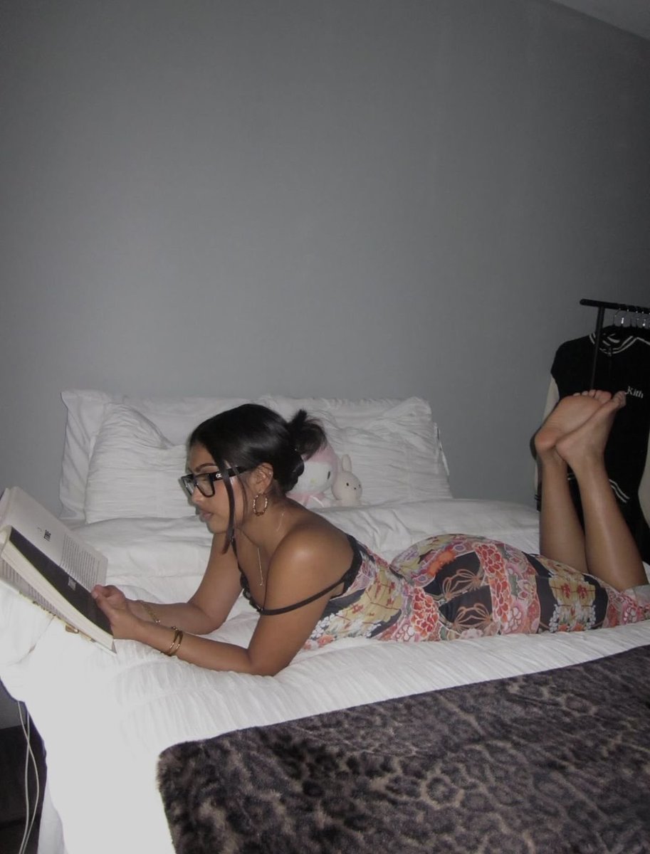 ibu_kunayo's tweet image. Can you date an introvert lady ?