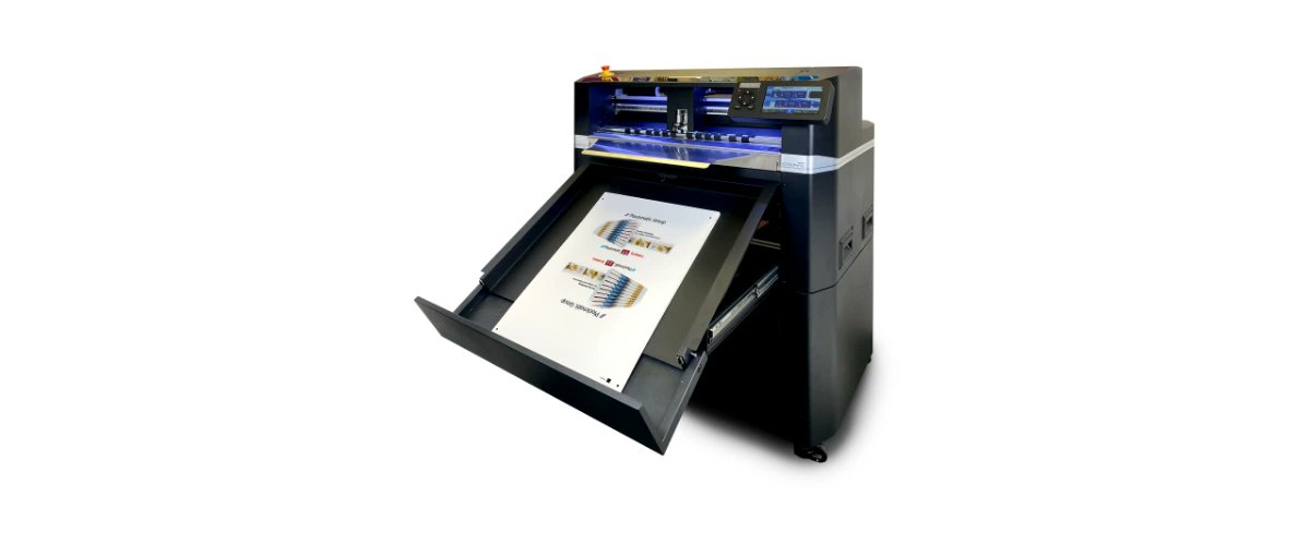 Print3Magazine's tweet photo. The Plockmatic Group is proud to announce the official introduction of the ColorCut SC7100 XL to the Indian market, marking a significant milestone for print service providers seeking faster, smarter, and more flexible digital 

https://t.co/UBSgEyWpgP

#ColorCut #SC7100XL https://t.co/gQnB8QKAzF