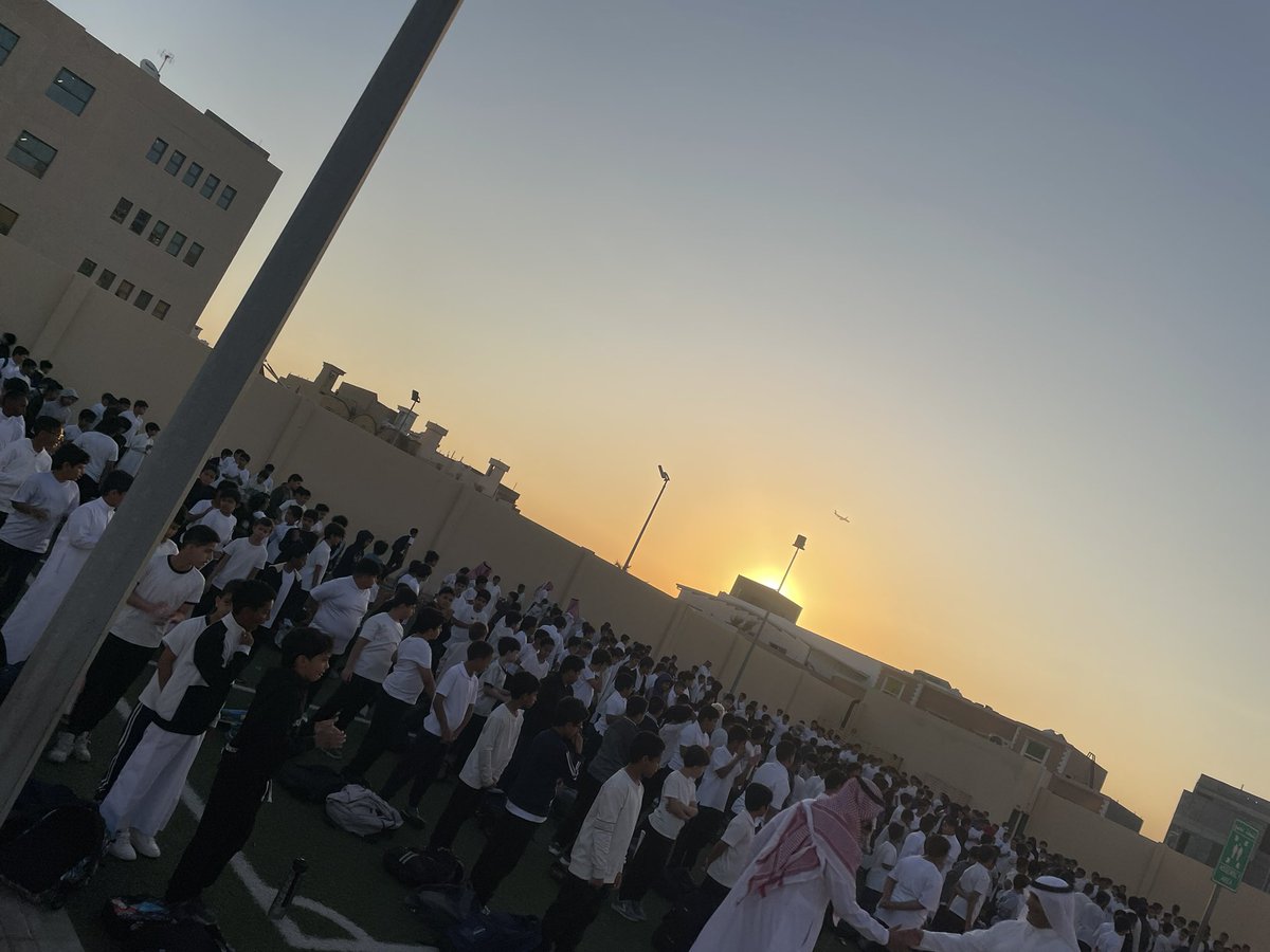 المدرب: محسن آل عزيز tweet media