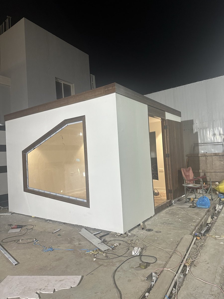 ts3erh's tweet photo. بدون عمال بدون تكسير بدون مشاكل وعوار راس https://t.co/quqoGRHlyJ