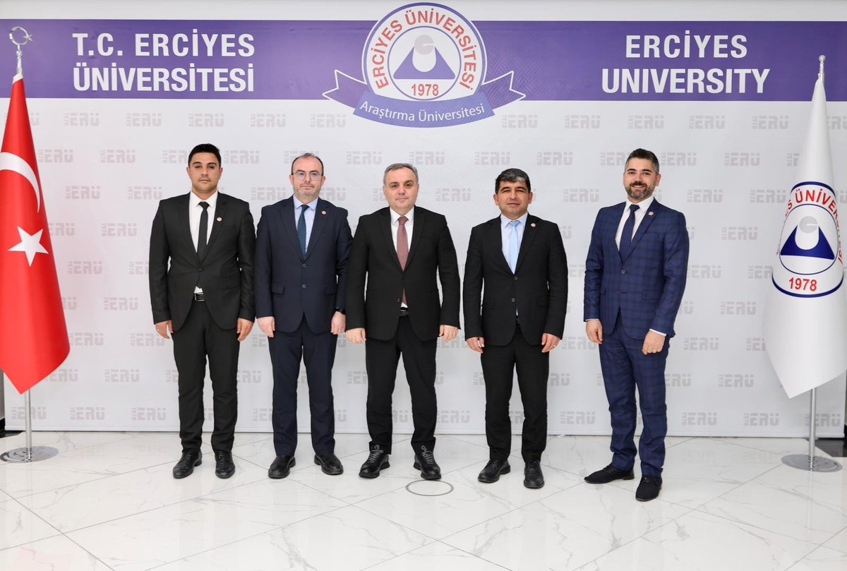 Ünipersen (<a href="/unipersen/">ÜNİPERSEN</a>) Genel Başkanı Sayın İbrahim Güzel (<a href="/ibrahimguzeluni/">İbrahim Güzel</a>), Genel Başkan Yardımcısı Sayın Zeynel Kaman (<a href="/KamanZeynel/">zeynel kaman</a>) ile Ünipersen Kayseri Şube Başkan Yardımcıları Sayın Hayrullah Kılınçer ve Sayın İsmail Satuk Buğra Yaman’ı Rektörlüğümüzde misafir ettik.