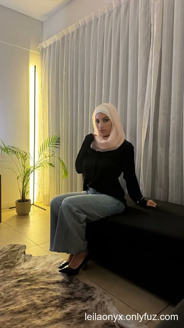 Leila Onyx - leilaonyx.onlyfuz.com

#leilaonyx #muslimgirl #hijab #slushy