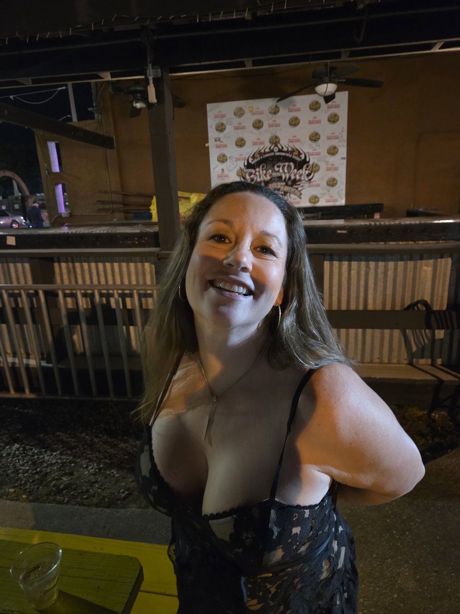 Taylor-Mae tweet media