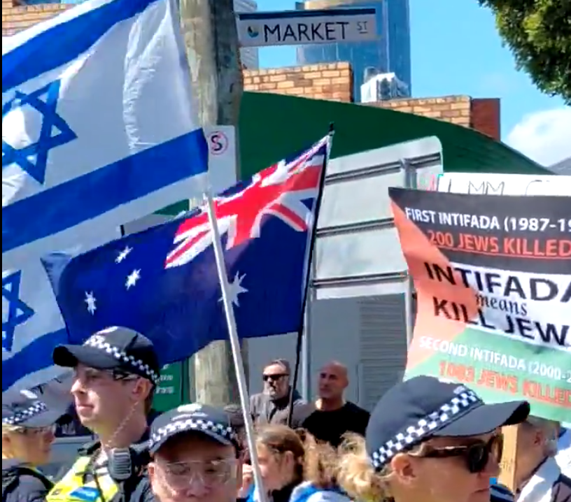 anon66012255121's tweet photo. @gigabasedd This flag mixing shit needs to stop.
Australia is not a mask for Israel to hide behind.

Why the fk are Australians paying taxes for cops to protect Israeli protesters?

We almost need a 3rd protest down there...

#KeepYourWarsOffOurShores #AustraliaFirstOnly https://t.co/ajGA7Yk8Y5