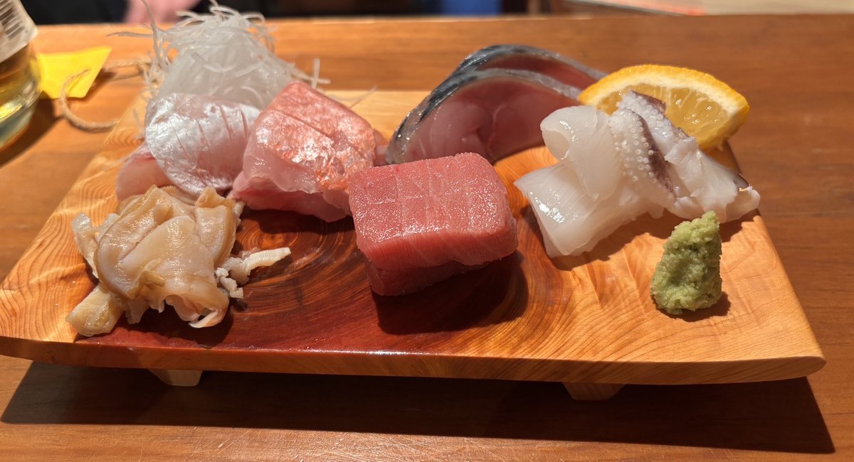 12日(木)15時〜22時の営業です。
魚は私がおいしくいただくのでいいのですが、本の買取したいです。
一冊でもぜひお持ちください。