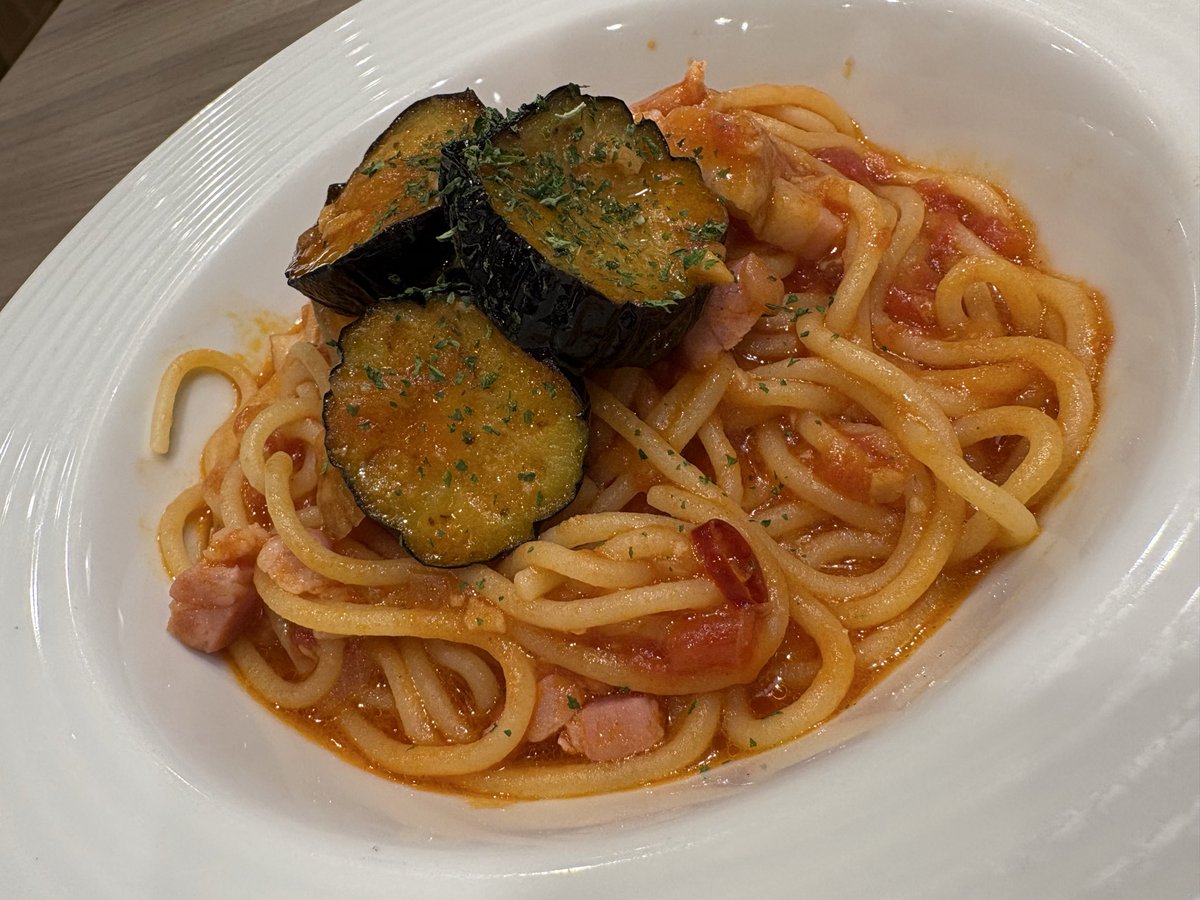 k_lixil's tweet photo. ���めてカプリモーネというイタリアンのお店に行ってきました！
馬車道グループのお店でお値段もリーズナブル！
生パスタを使用していて麺がもちもちで美味しかったです😋
手軽に食べ飲みするにはいいお店ですね✨
#中央線
#立川駅
#国立駅
#お部屋探し
#賃貸仲介 https://t.co/uDz33LzIb3