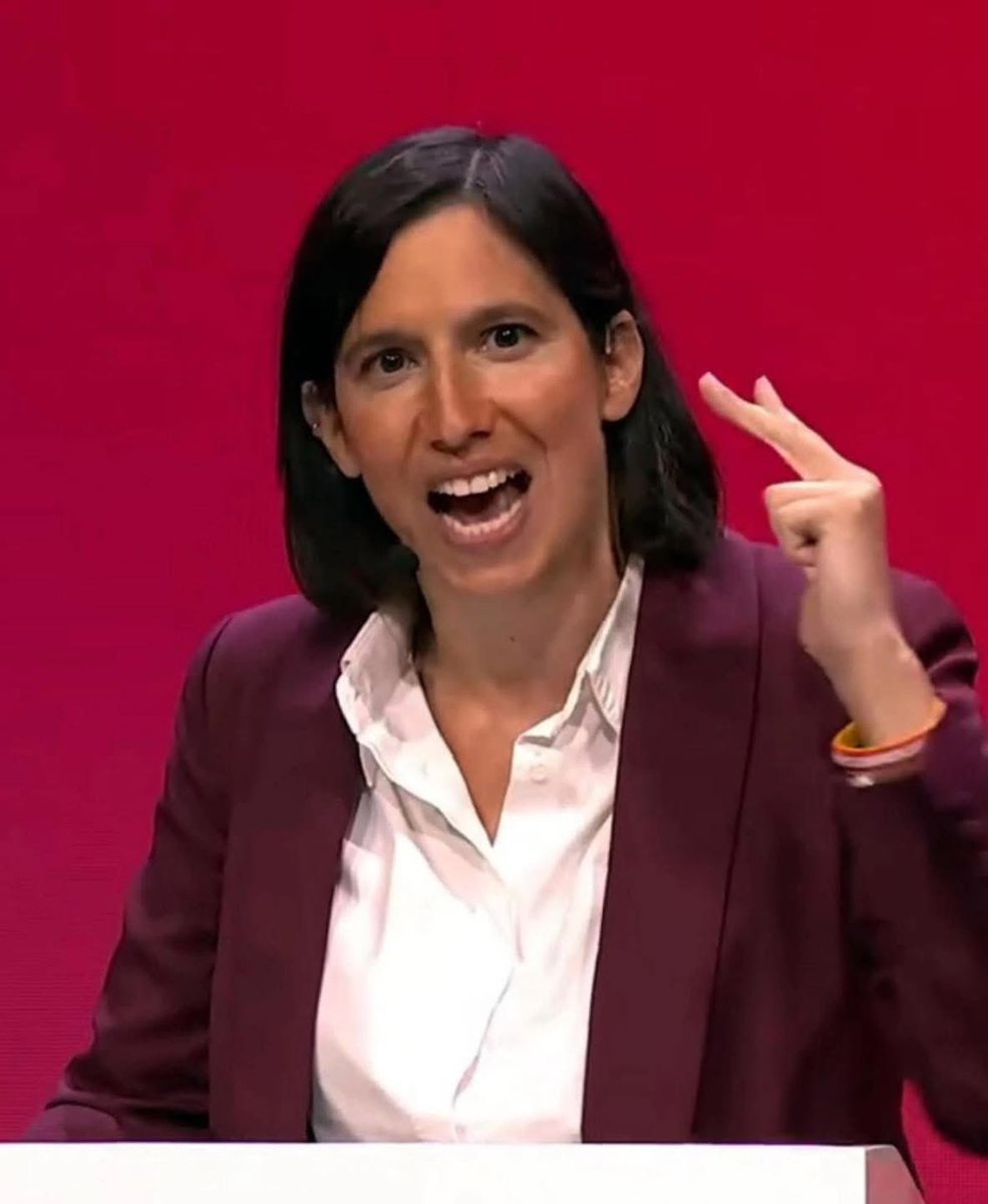 👏👏👏👏👏👏👏
Roberto Damico. La Pagina

Ascoltando Elly Schlein, ciò che colpisce non è solo la debolezza della proposta politica, ma un elemento ricorrente: l’ossessione per il dato elettorale. Percentuali, possibilità di vittoria, scenari di caduta del governo. Ogni
