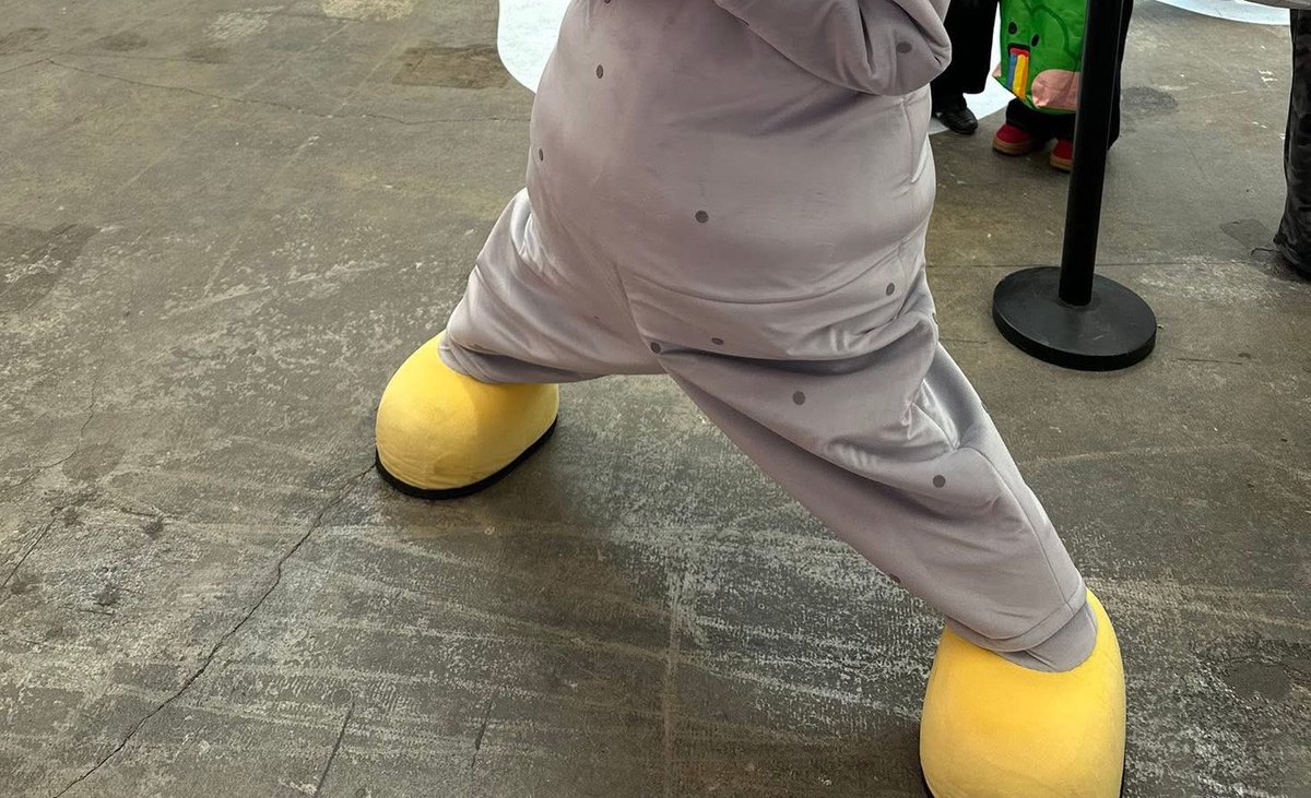 ดลลี่อยุ่แร้วว