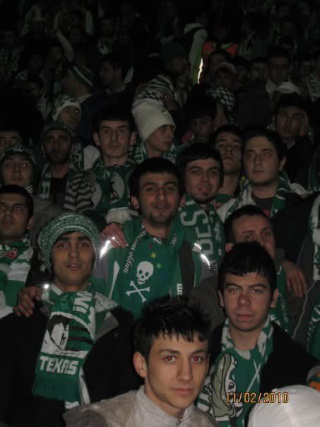 akdogan064's tweet photo. Güzel yıllardı. 11.02.2010 
Şampiyonluk o zaman hayaldi, Biz yine hayallerimizin peşindeydik! 🐊 🐊 

@BursasporSk https://t.co/M6QIX8sirJ