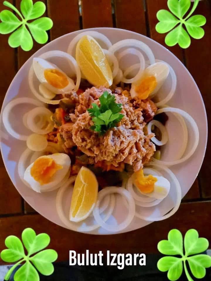 🍀Ton Balıklı Soğan ,
Halkalı  Salatamız ✨

#kağıthane #yemek #lokanta #istanbul #ızgara  #efsane  #mutfak #tarif #Türkiye 
#bestoftheday  #foodinstagram  #nurtepe #tatlı #kahvaltı #döner  #keşfet  
  #yemekler #hayırlıcumalar