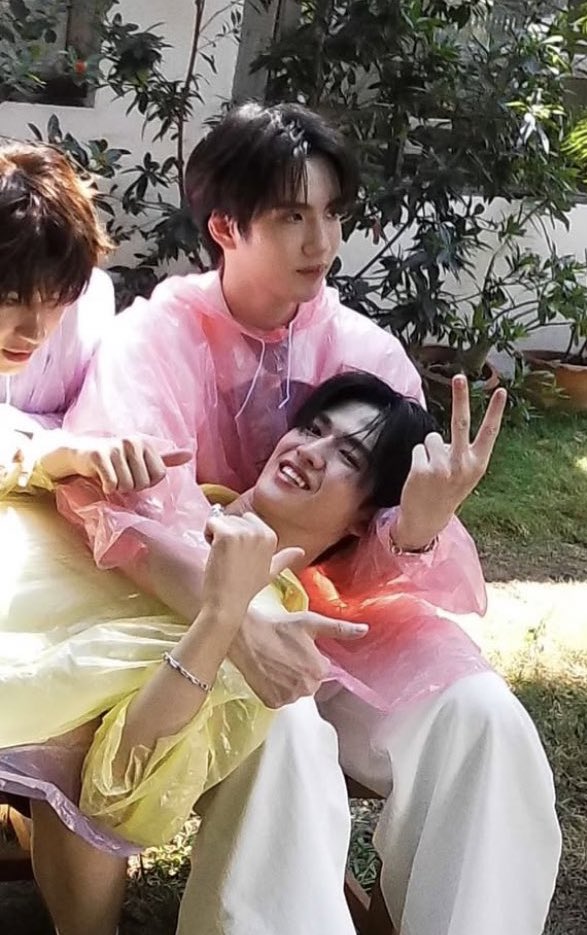 ArmTaen9's tweet image. 5555555555