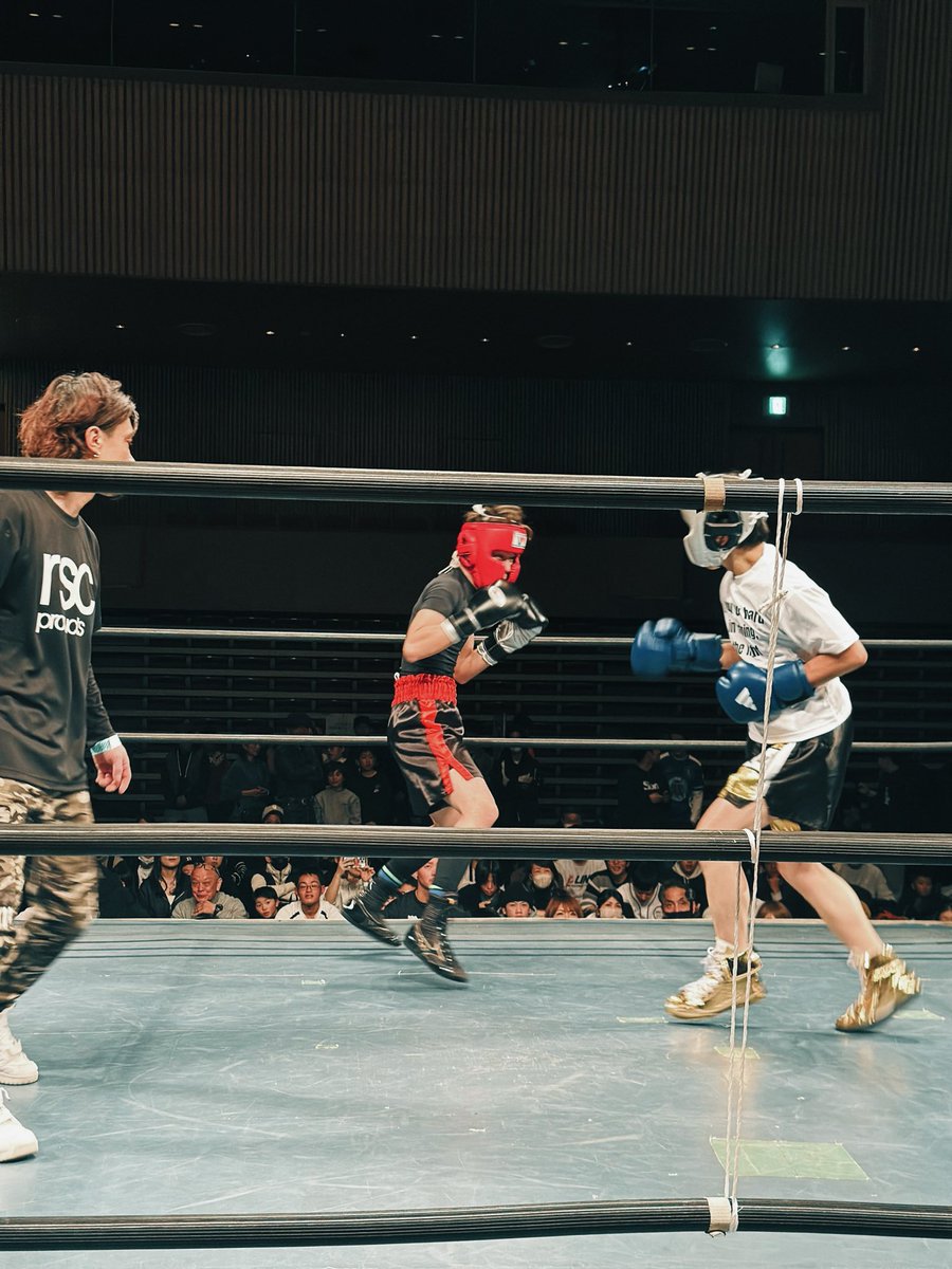 hirokikanaoka's tweet photo. 東京在住のお客様が
大阪まで来て大会に参加してくれました。

気持ちで動いてくださったことに感謝します。

挑戦や勇気に、年齢は関係ない。

と証明してくれました。

@rscproducts https://t.co/fBqOat0dqo