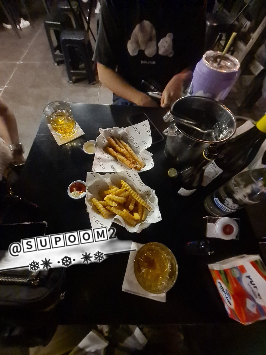 Supoom2's tweet image. การสัมภาษณ์ชายเดี่ยว ผ่านไปด้วยดีครับ😆😆😆
ครั้งแรกของน้องที่มาเจอกับคู่แท้ 
แฟนบอกเอ็นดูน้องอ่ะ😆😆😆
ยินดีทำความรู้จัก #คู่แท้ #ชายเดี่ยว