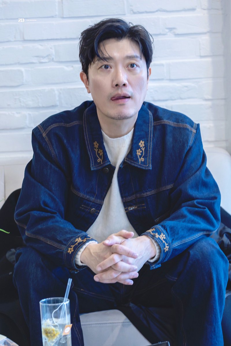 213__soon's tweet photo. 260208 #박희순 생일카페

기절할게 https://t.co/A8adVjNOhb
