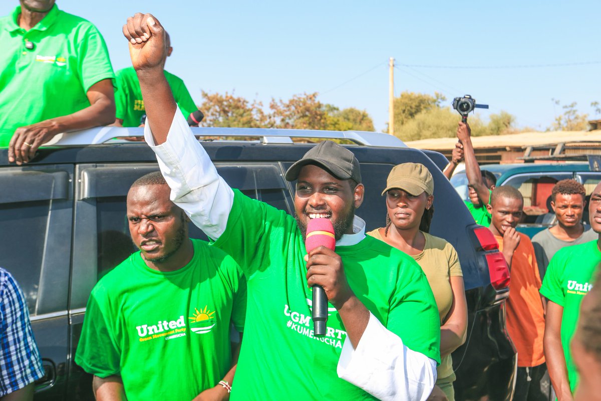 We had a lengthy engagement with the people of Marsabit County in Moyale this morning while sensitizing them to register as voters ahead of the 2027 general elections.

Present were UGM co-party leaders HE. David Maraga, Augostinho Neto and the UGM Young Aspirants League.

While