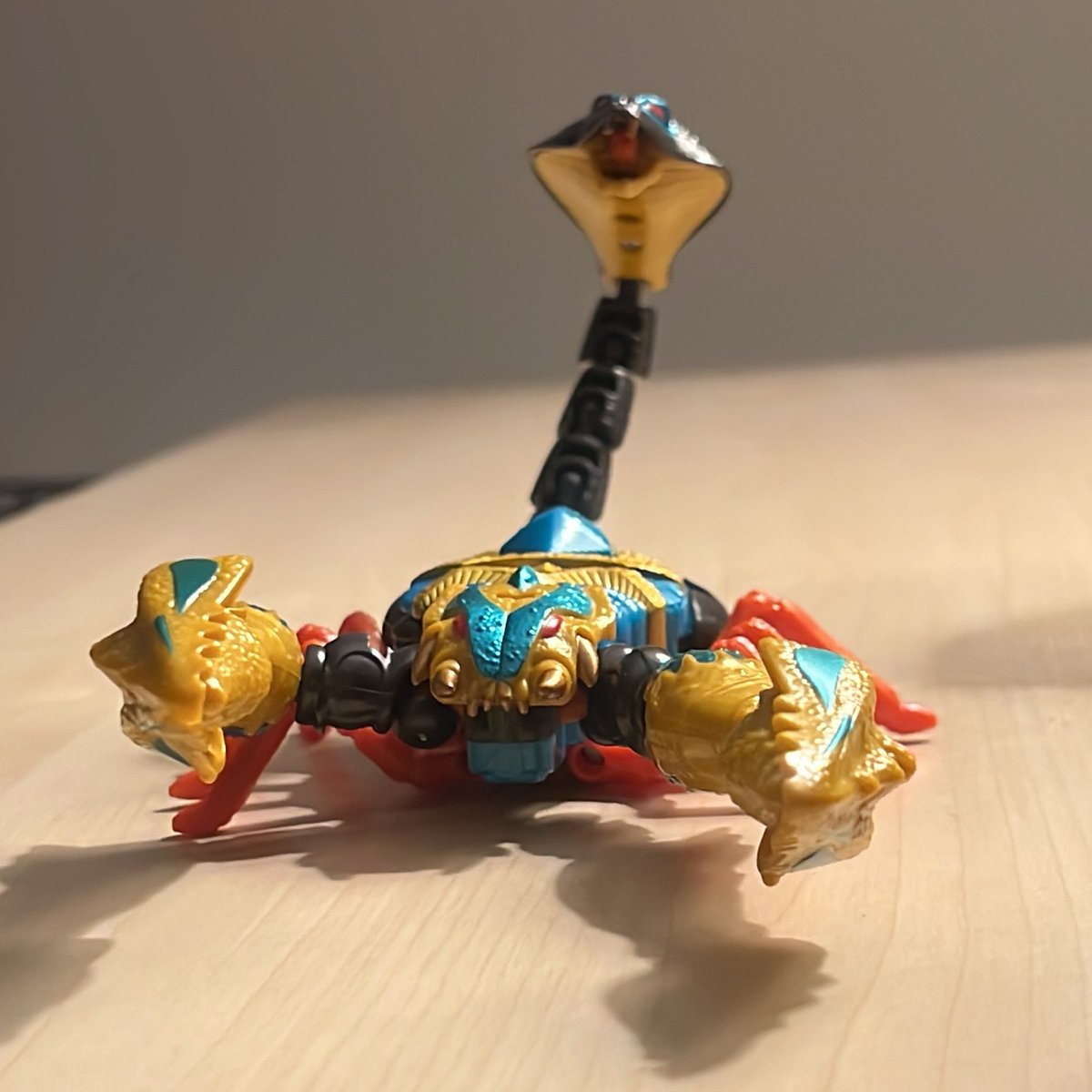 got aotp quickstrike recently and he's pretty peak all things considered-
good posing especially for a deluxe, and he's got a good transformation
his beast mode is also pretty good too.