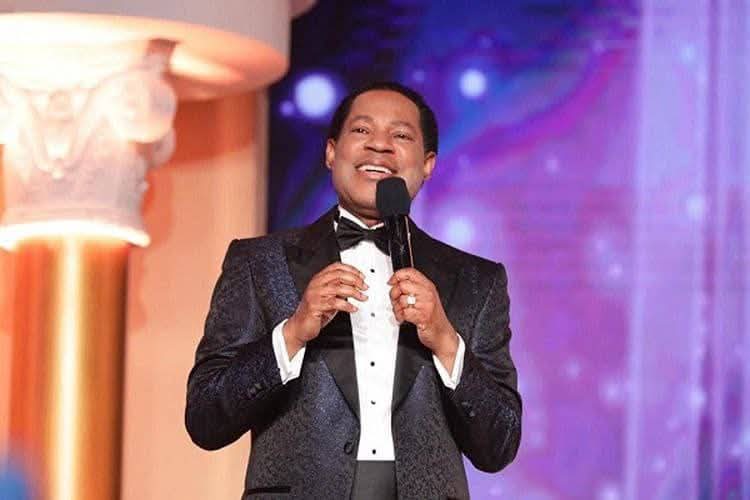 360DegreeGrace's tweet photo. This is my Pastor, Man of God, life coach and mentor.  I love you sir. https://t.co/0hfKA0oQYC