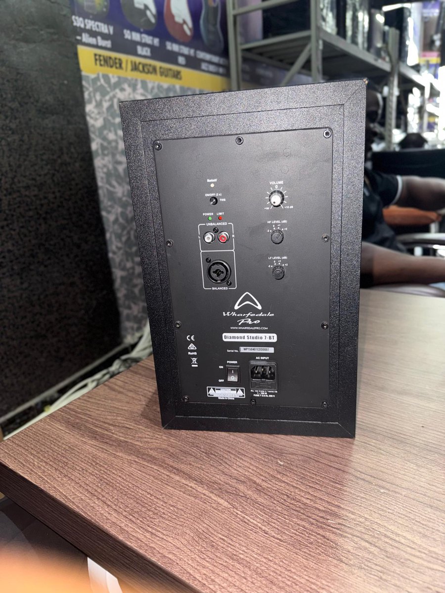 irukka_musicals's tweet photo. Louder beats. Cleaner vocals. True studio sound. ๐โจ
Diamond Studio 7 โ BT: deep bass, pro-accurate reference, Bluetooth + wired.
Level up your home studio ๐ฅ
๐ https://t.co/YCHZVUCX4d
@WharfedalePro
#Irukka #NeverSettleForLess #Sound #StudioMonitor #DiamondStudio7BT https://t.co/wu3c2ATF2g