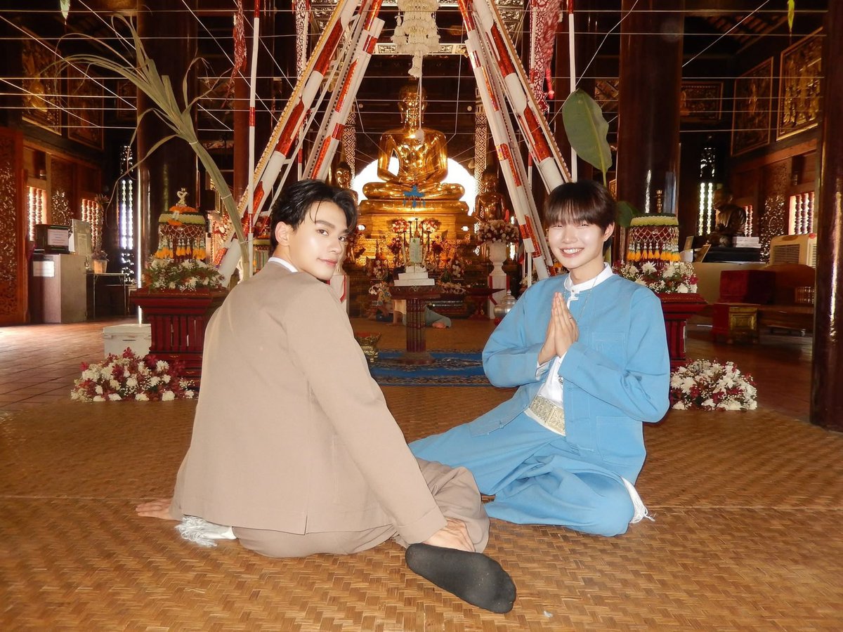 ขอฮื้อตั๋วเจื้อในความฮัก บ่ต้องกลัวจะเปลี่ยนไป

KENGNAMPING TFS TRIP DAY1
#TFSLostinlovexKNP