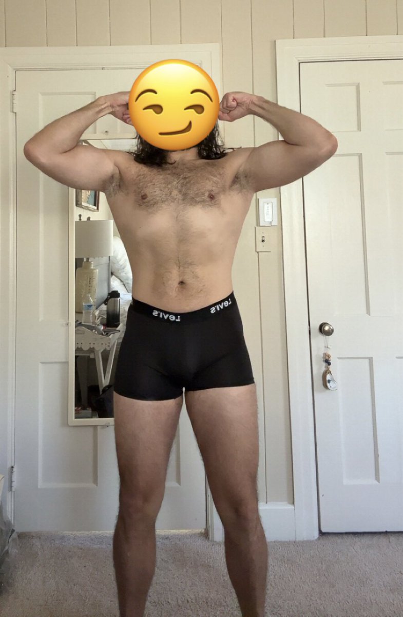 J_avarice's tweet photo. Dipping my toes in nsfwtwt

   • MDNI/NSFW
   • 30, 6’  190
   • He/They
   • Kink Friendly
   • Switch 
   • Straight
   • Gym/Nerd shit/Hopes n dreams
   • Faceless for now
 
Looking for friends n freaks
♡ and ↻ to be moots https://t.co/i7nRJwPlDX