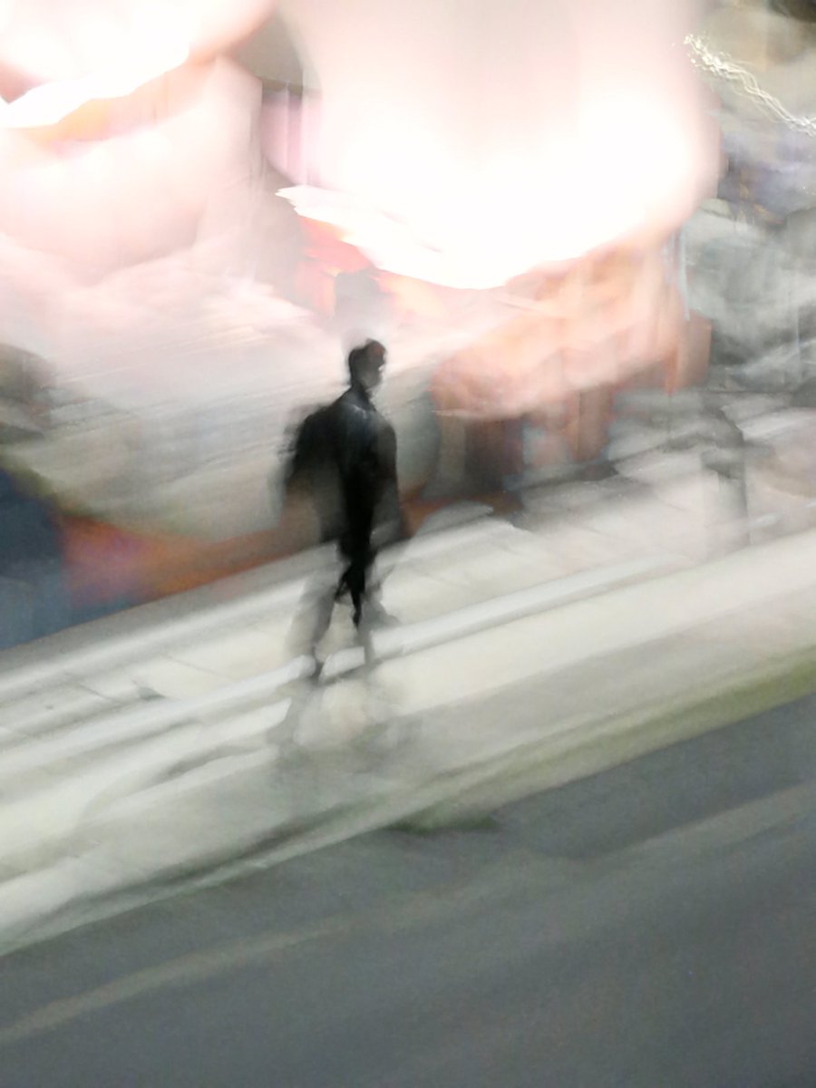 paraxenod's tweet photo. well you know I am not doing shilling posts but I'm curious who is doing abstract experimental photography? you can drop a piece here but just photography abstract and experimental let's connect a little bit because I see lots of beautiful things and I know there are many more of us out there, so show me and maybe say something about you if you want how why you pick this style or just good morning whatever... not farming engagement here just would love to see some beautiful experimental photography if there is any out there that I don't yet know