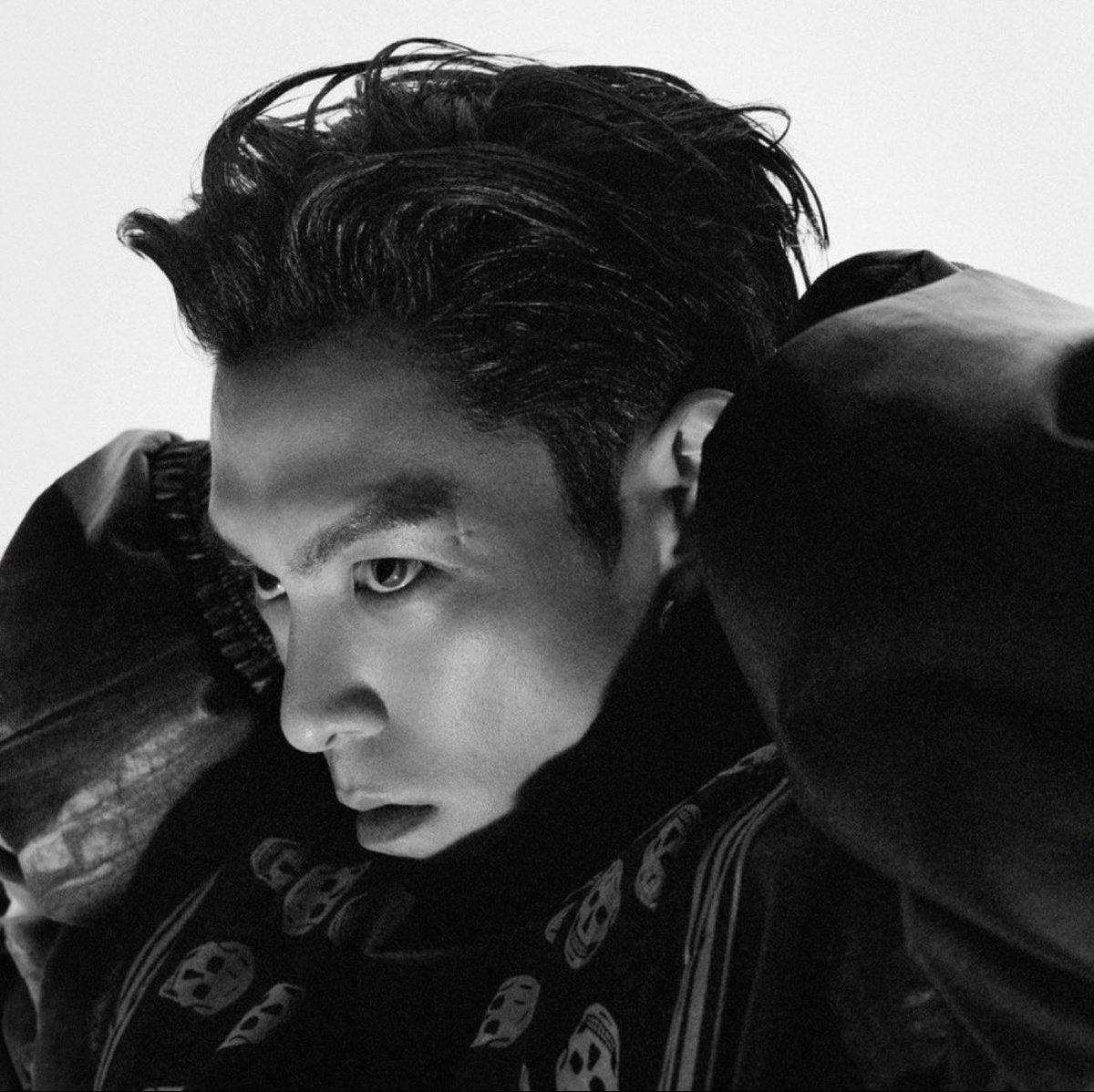 T.O.P changed his Melon’s profile picture

#TOP #TTTOP #최승현 #AnotherDimension