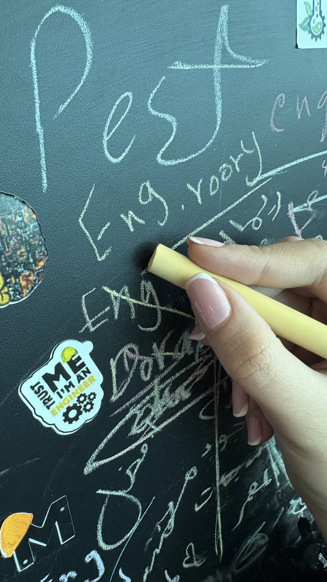 Eng.rifal tweet media