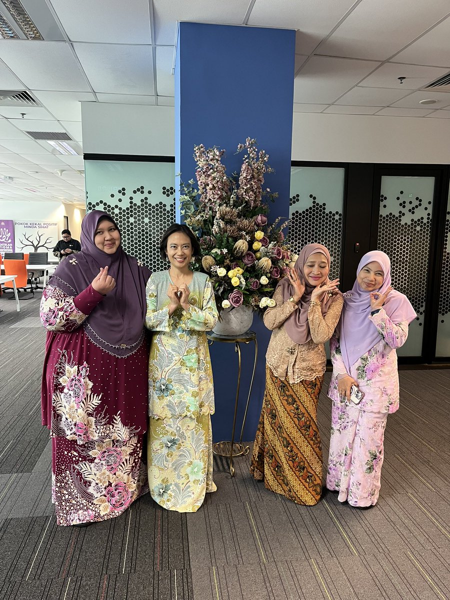 Professor Dr. Chan Lai Fong tweet media