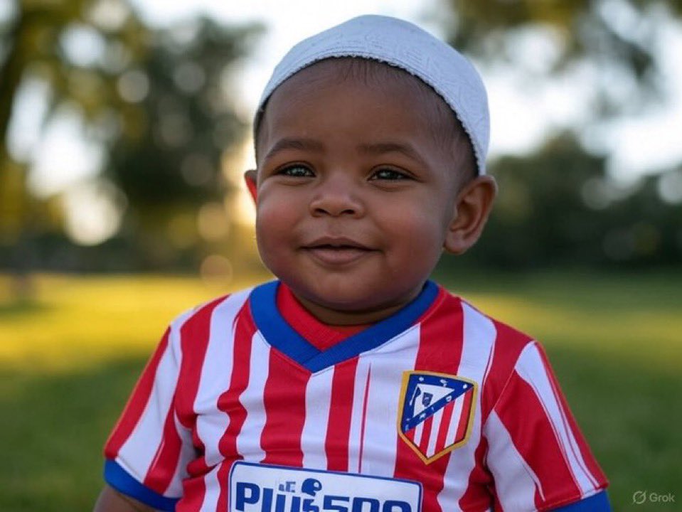 _Larick's tweet image. when i small  my mummy dey ask me where do I love to spend the holiday my answer is always Madrid but she dey always say I need to be athletic i go reply am say “i’m athletic o, i’m athletic o” na since then dem don dey call me atletico Madrid  boy 

Cc: @RanceRider2