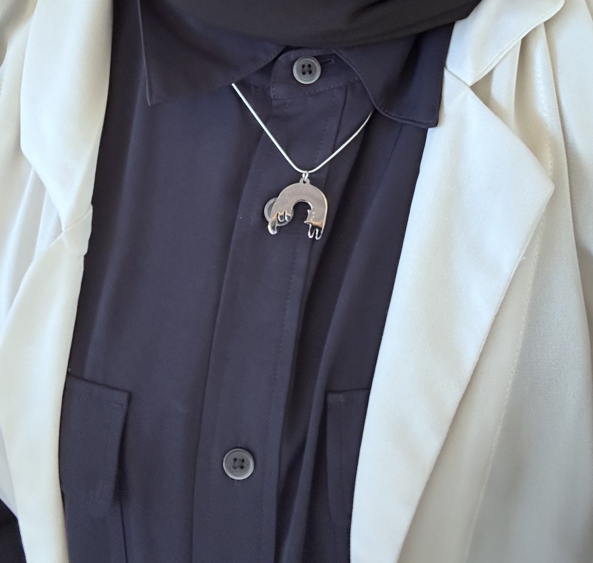 bbq_yinwar's tweet photo. Yeay Finally I got this cutie olulo ctrl+cat necklace on my birthday🥹🥰🤍

#oluloobject #olulo https://t.co/wfh6nCUbbQ