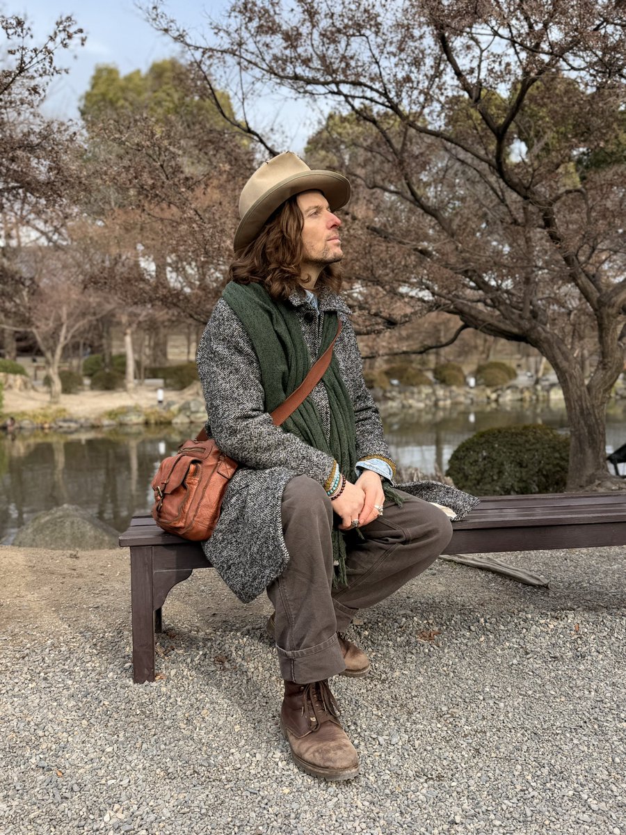 TheJPEGGallery ⌐◨-◨ tweet media