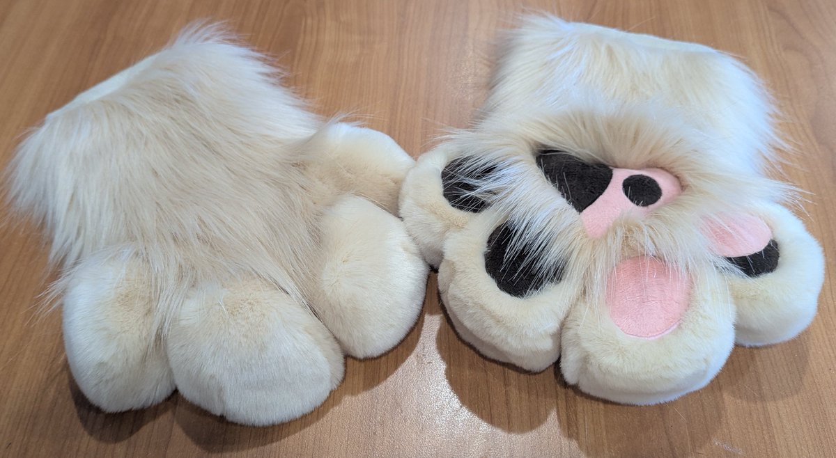 Eight 👾 Bit tweet media