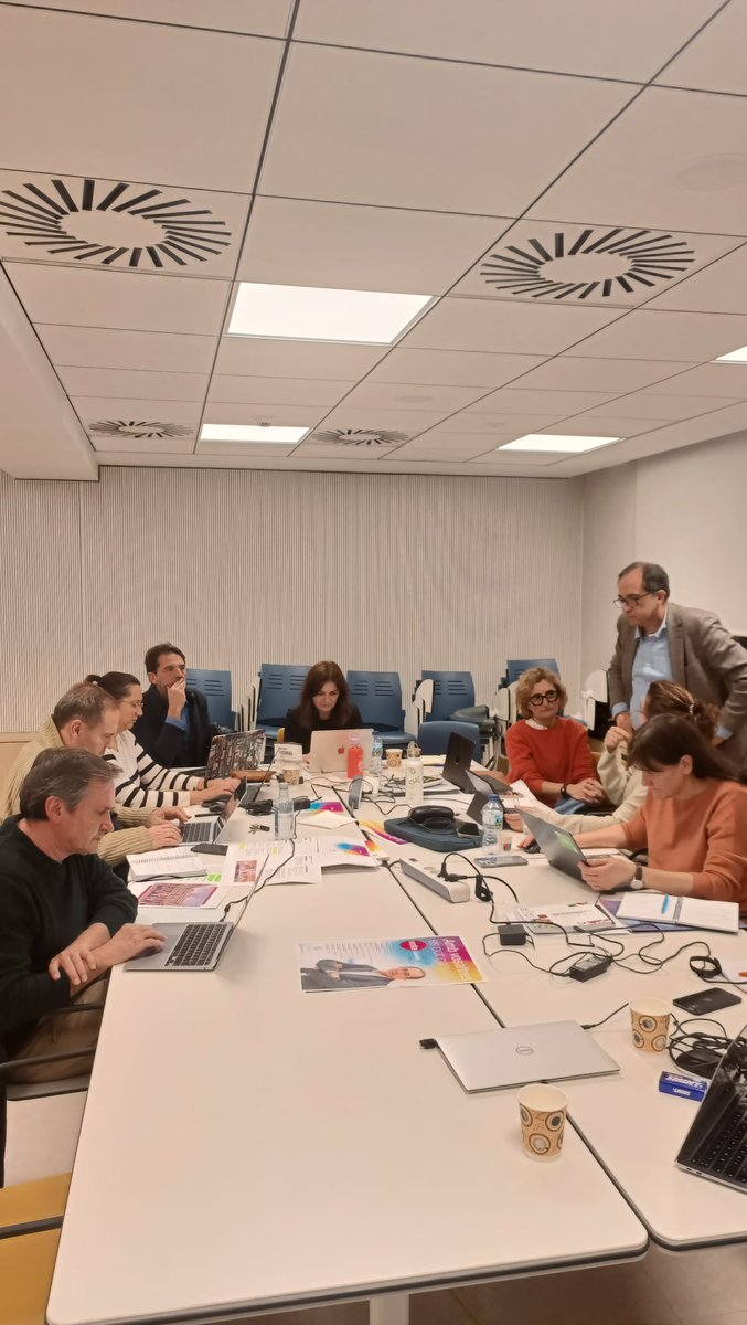 Juan Luis Gandía Cabedo tweet media