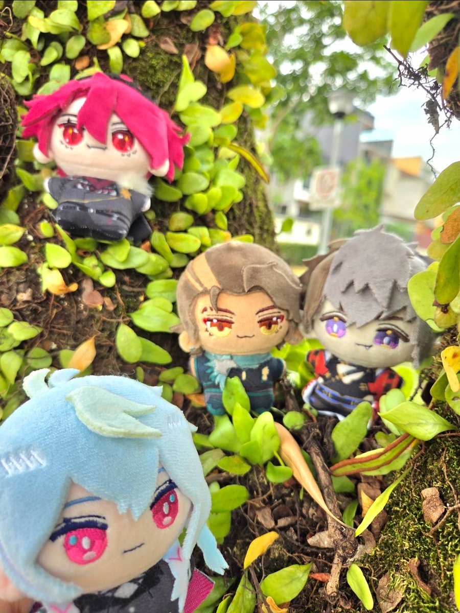 ⭐️ ARMIS PLUSHIES PRE-ORDER: OPEN⭐️

We're halfway through the order period and my site has crashed twice bc armada are crazy I LOVE YALL 

🗓️ 1st - 28th Feb
✈️ World wide!