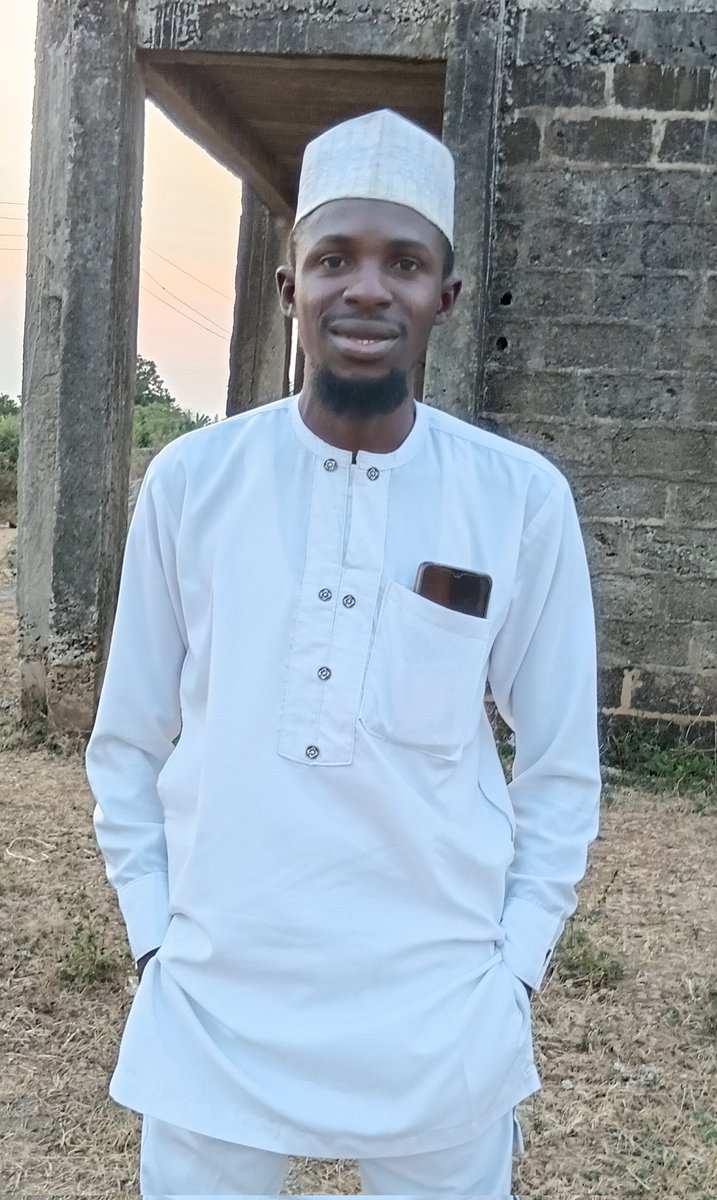 <a href="/m_e_d_i_n_a_t_/">tanidem🧕🏿💙</a> Name:  Uthman 
Ethnic group: Yoruba
Religion: Islam
Location: Lagos
Town: Afon Kwara state
Marital status: Single
Genotype: AA
Club: Arsenal 
Profession: Architect